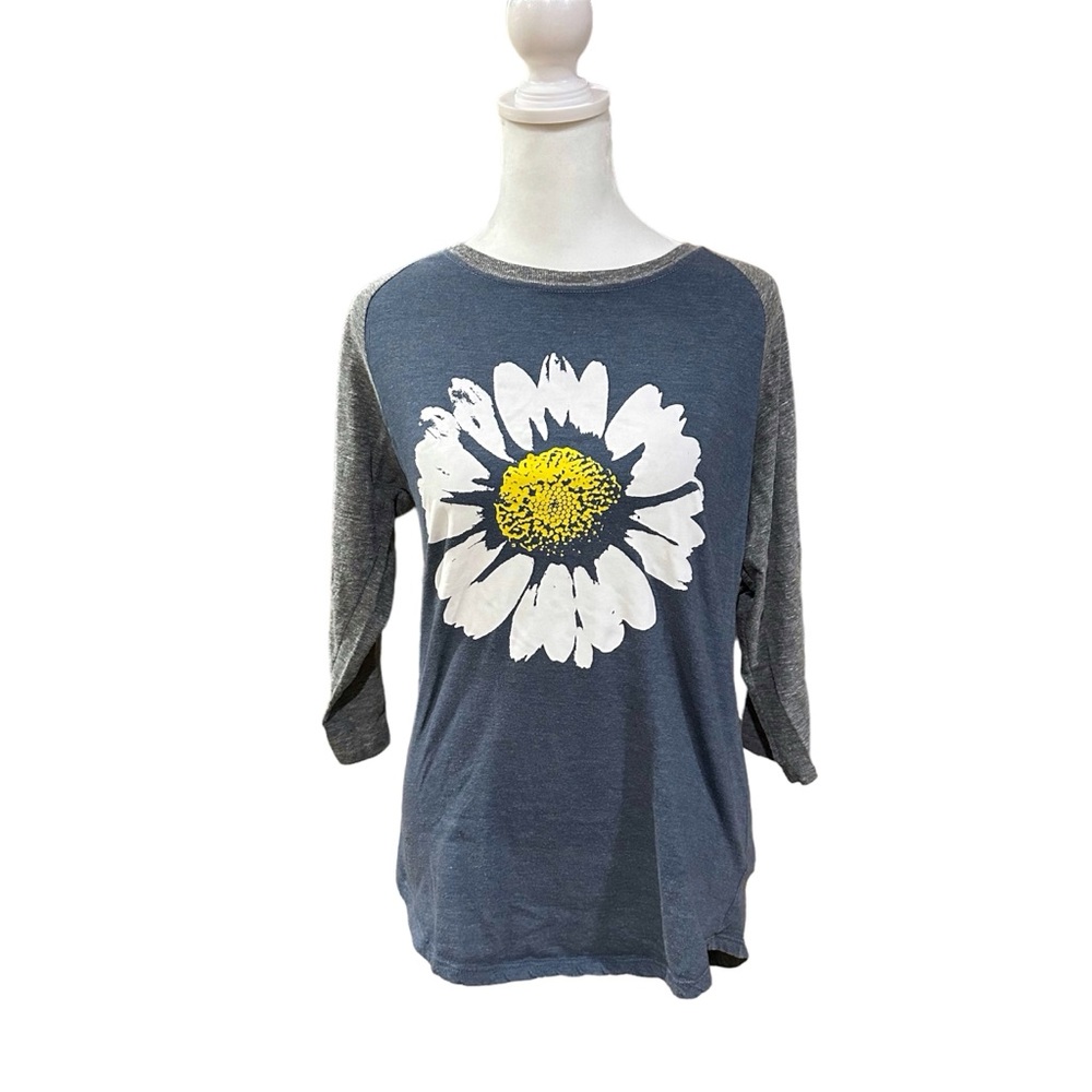 Daisy Tunic Tee - Size M